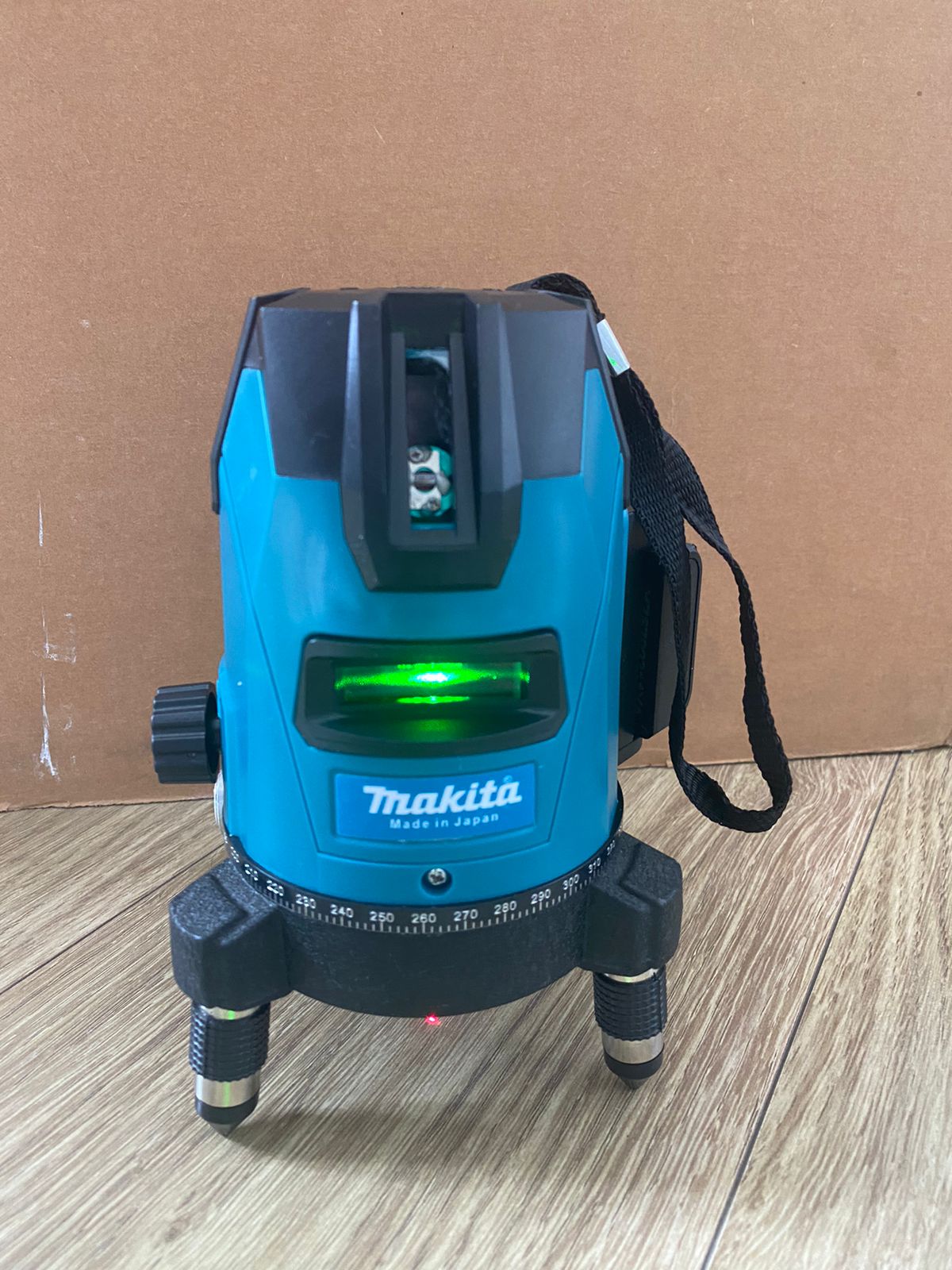 Miniatura 3 de NIVEL LASER 5 LINEAS MAKITA 2 BATERIAS